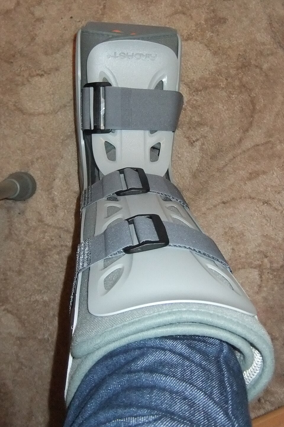 BOTA WALKER CAÑA ALTA TALLA S