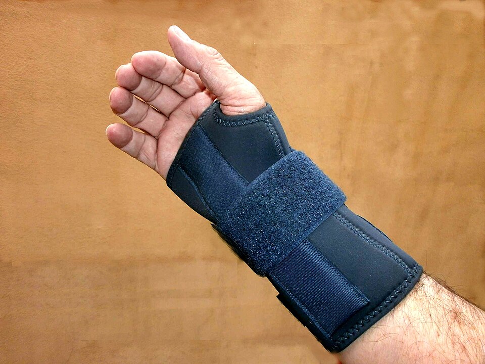 INMOVILIZADOR DE MUÑECA BILATERAL TALLA L